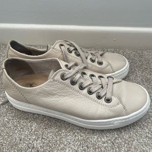 Paul Green Hadley Sneakers.